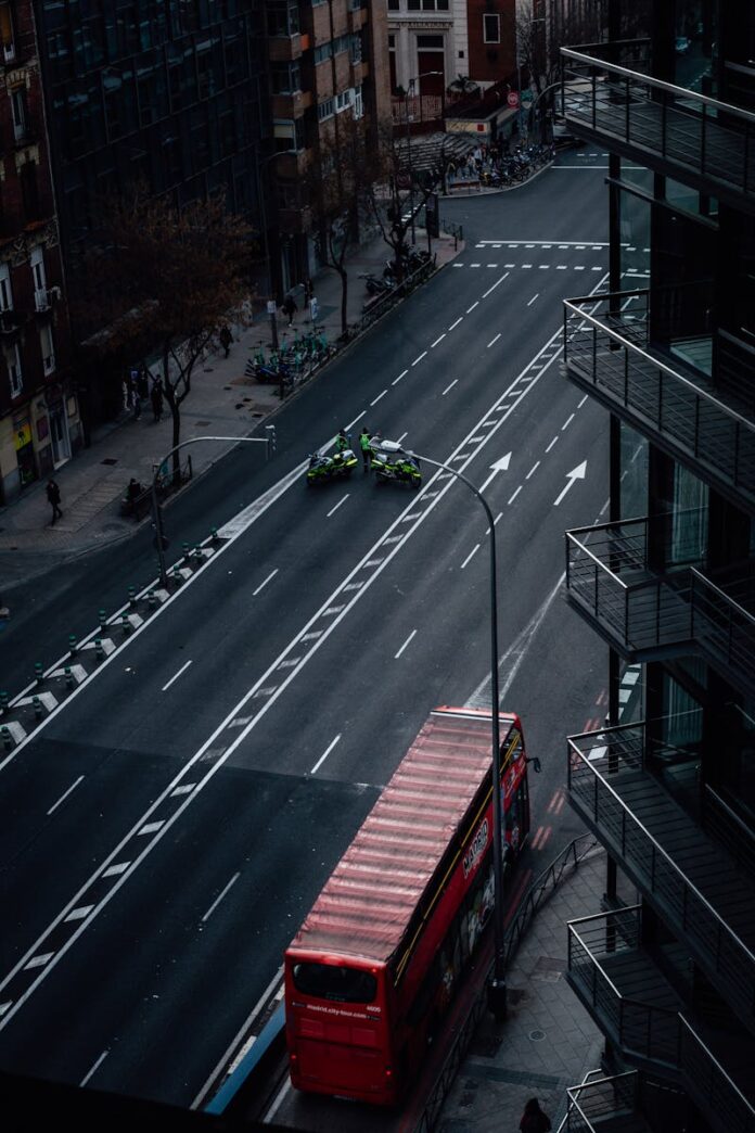 Free stock photo of busses, madrid, street art